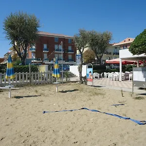Hotel L&v, Rímini